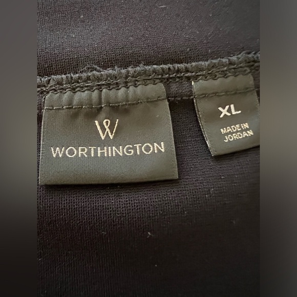 WORTHINGTON A LINE BLACK SKIRT WITH FRONT SIDE SLIT. SIZE XL - Picture 8 of 10